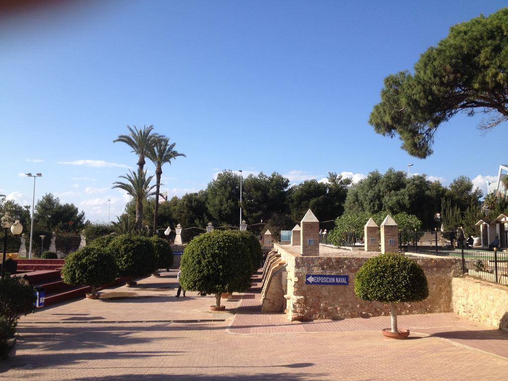 Ferienwohnung La Siesta Torrevieja Exterior foto